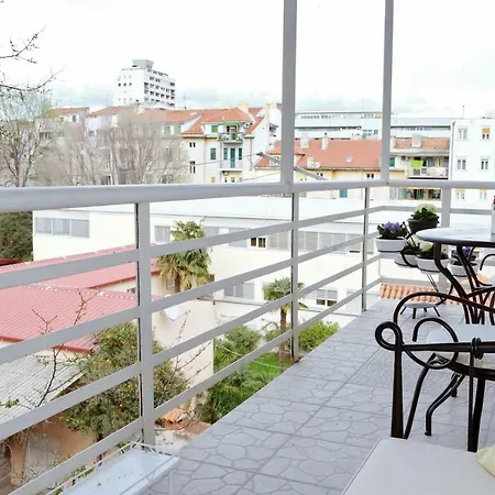 Dalmotion Apartment *